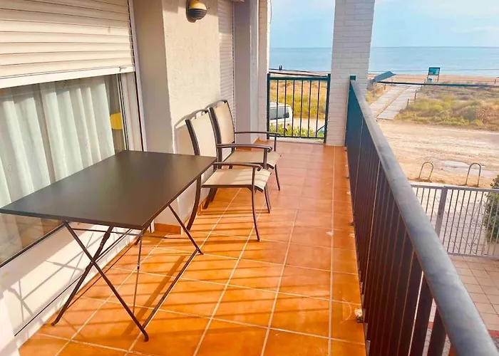 En Primera Línea De Playa Apartamento